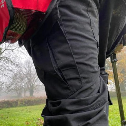 Searcher Detecting Trousers